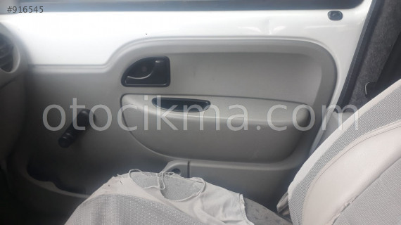 renault kangoo sağ kapı döşemesi çıkma