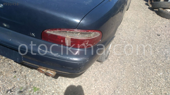 kia clarus 2.0 çıkma sağ stop lambası