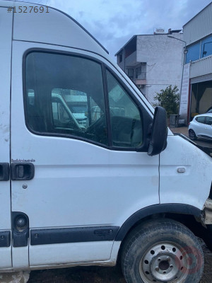 RENO MASTER SAĞ ÖN KAPI ÇIKMA