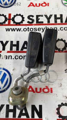 1K0857739D vW golf 5 arka koltuk emniyet kemeri kilidi