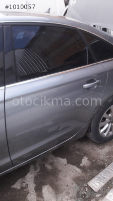 AUDİ 2015 2.0 TDİ  SOL ARKA KAPI ÇIKMA PARÇA