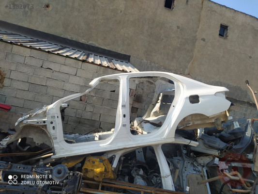 Citroen c-elysee orjinal hatasız sol arka çamurluk