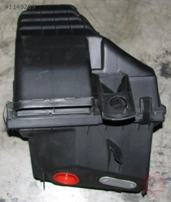 PASSAT A4 HAVA FİLTRESİ KOMPLE 1.8 T 058133837A