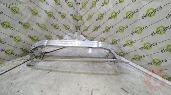 AUDI Q3 2018 2022 ÖN TAMPON DEMİRİ 83A807109