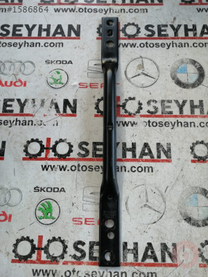 5Q0802128 audi a3 2020 alt şase egzoz destek demiri