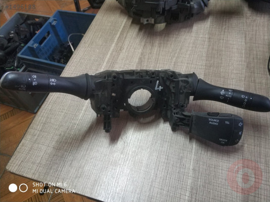 Renault Megane 4 silgi sinyal kolu