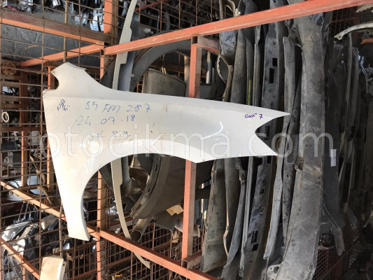 VOLKSWAGEN GOLF 7 2012-2016 ÖN SAĞ ÇAMURLUK