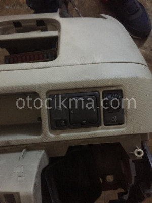 Nissan Micra Kontrol Düğmeleri hatasız orjinal çıkma