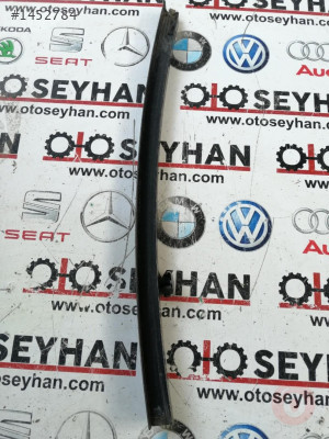 nissan primera 2007 sağ arka kapı dış cam kızağı
