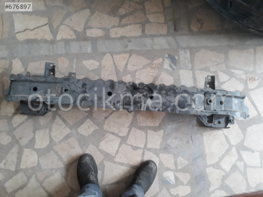 Ford fiesta on tampon demiri çetin otomativ