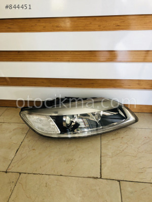 AUDİ Q7 SAG FAR