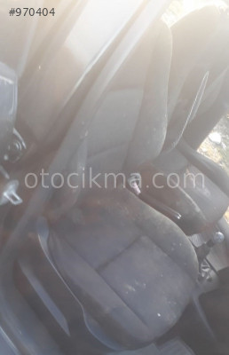 2009 model peugeot 207 1.4 çıkma sağ ön koltuk