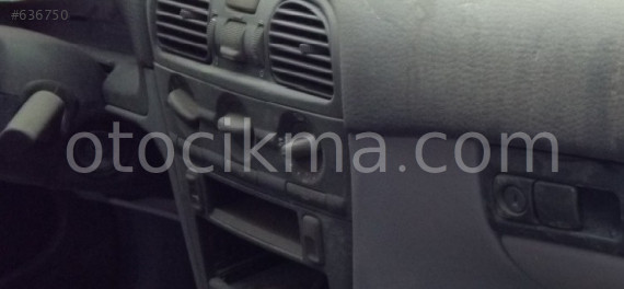 1996 VOLVO S40 ÇIKMA KLİMA KONTROL DÜĞMELERİ.