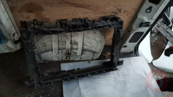 FORD FİESTA ÖN PANEL ÇIKMA ORİJİNAL 2013-17