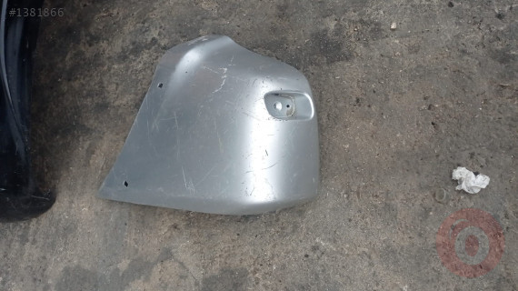 Toyota Rav-4 Arka Tampon Köşesi Ucu Orjinal 2001-2004