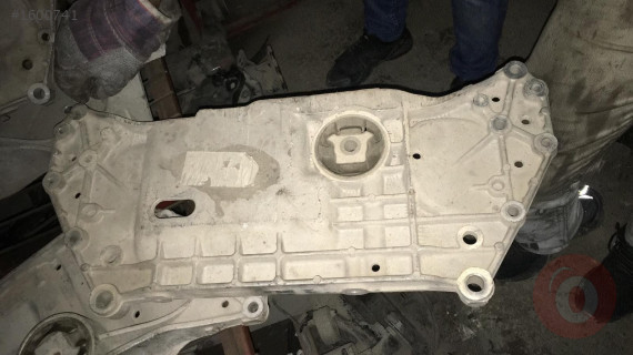 jetta golf4 caddy travers çıkma parçalar