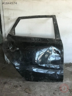 2012 HYUNDAİ İ30 SAĞ ARKA KAPI