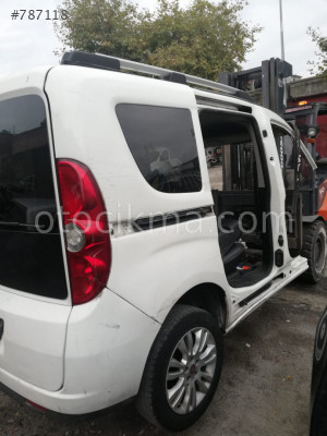 Fiat Doblo D3 Sağ arka kelebek camı hatasız orjinal çıkma