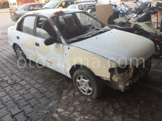 HYUNDAİ ACCENT SAĞ SOL ÖN ÇAMURLUK