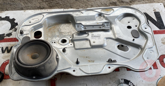 A12236786 ford focus 2 2010 sağ ön kapı panosu cam krikosu