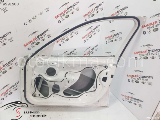 BMW 3 SERİSİ F30 SAĞ ÖN KAPI