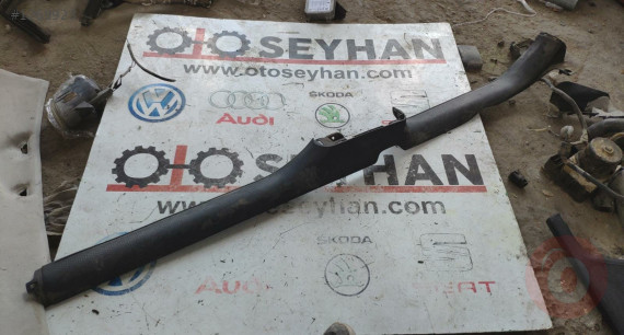 1M0853372D seat leon 2002 sağ iç marşbiyel kaplaması