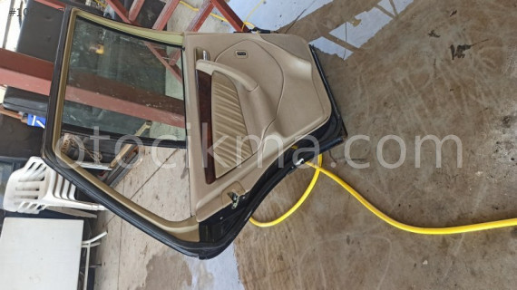 MERCEDES W202 KAPI KİLİTLERİ