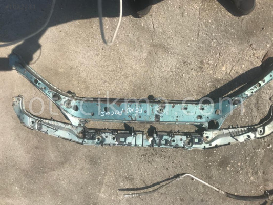 FORD FOCUS ÖN PANEL ÇIKMA PARÇA
