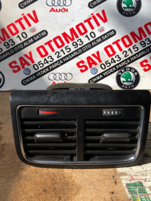 Audi A4 kalorifer ızgarası hava menfezi arka 8K0819203E
