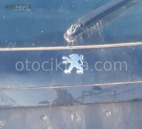2009 peugeot 207 1.4 benzinli çıkma bagaj arma