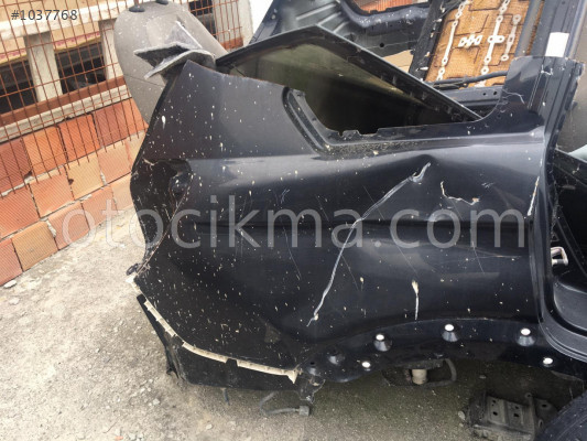 Chevrolet Captiva sağ arka çamurluk hatasız orjinal çıkma