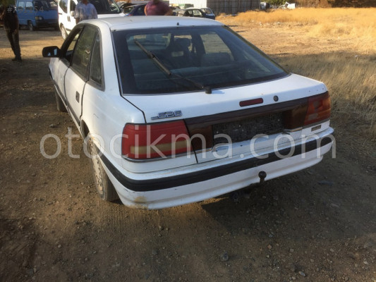 MAZDA 626 H.B ARKA TAMPON
