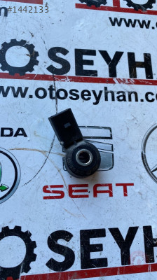 030905377D volkswagen golf 7 1.4 tsi vuruntu sensörü