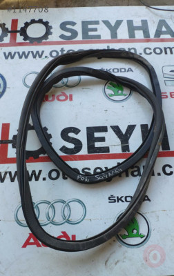 6R6867812 volksvagen polo arka sağ kapı lastiği