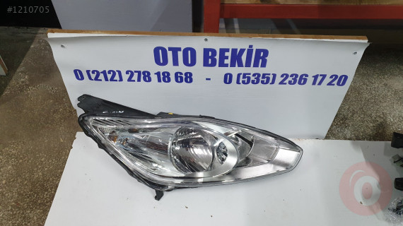 FORD CMAX SAG FAR SIFIR KUSURLU