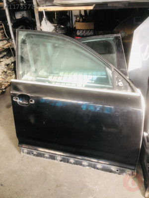 PORSCHE CAYENNE SAĞ KAPI siyah 2003/2010