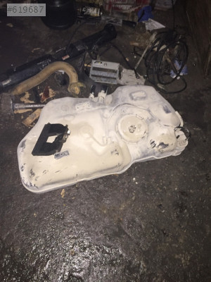 Ford Fiesta 1.25 Çıkma Benzin Deposu
