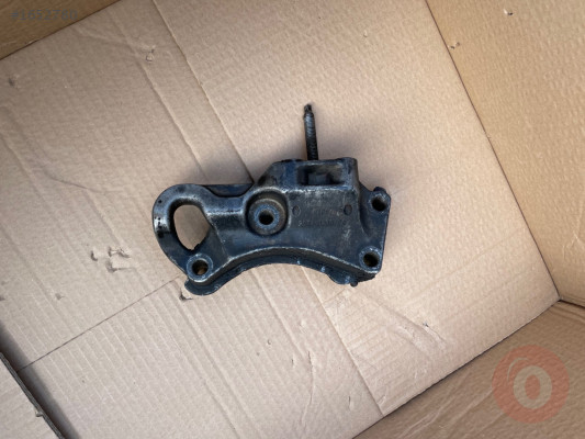 Fiesta çıkma motor bağlantı bıraketi 2S616030 ca