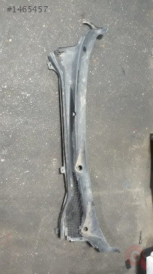 Fiat Doblo ön cam ızgarası
