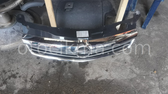 opel astra çıkma orjinal ön panjur