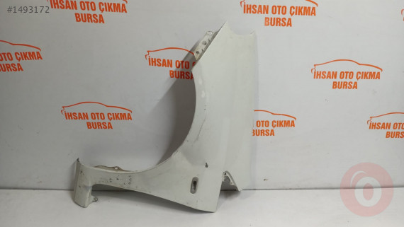 Fiat Punto sol çamurluk orijinal çıkma beyaz