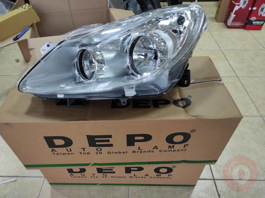 OPEL CORSA  SAĞ FAR