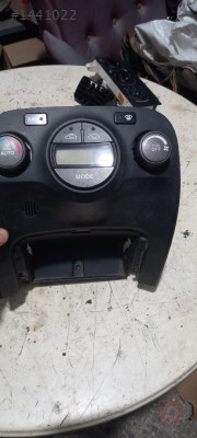 Kia Rio 2 çıkma klima kontrol paneli