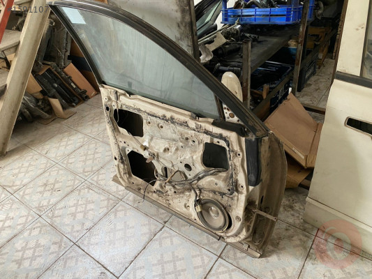 MAZDA 626 BALON KASA SOL ÖN KAPI CAM KRİKOSU 1993-1998 MODEL