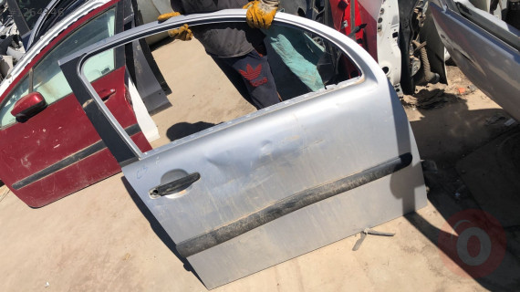 CİTROËN C3 HATSIZ ORJİNAL ÇIKMA SAĞ ÖN KAPI