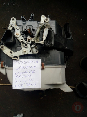 MİTSUBİSHİ LANCER ÇIKMA  KALORİFER PETEĞİ KUTUSU REZİDANSI