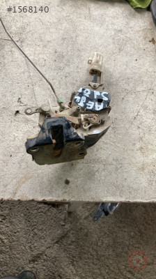 TOYOTA COROLLA AE92 ÖN SOL KAPI KİLİDİ