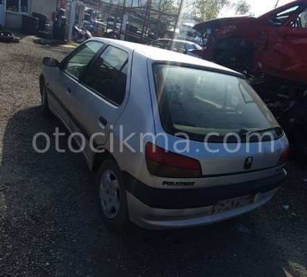 1998 model peugeot 306 1.8 benzinli kesme kupa