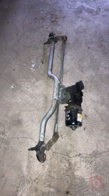Renault Clio 2 silgi motoru mekanizması