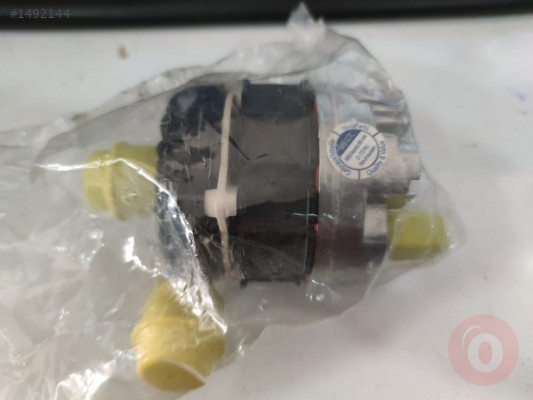 Mercedes C Serisi W205 Su Pompası A0005002300